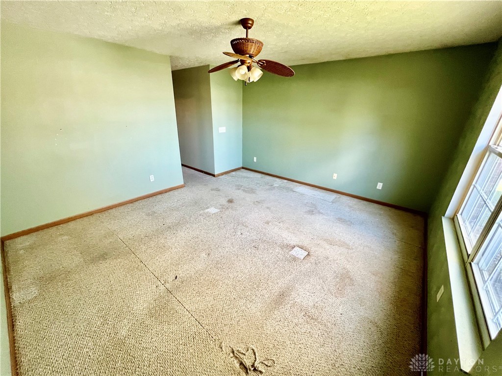 511 Thompson Drive, Fairborn, Ohio image 30