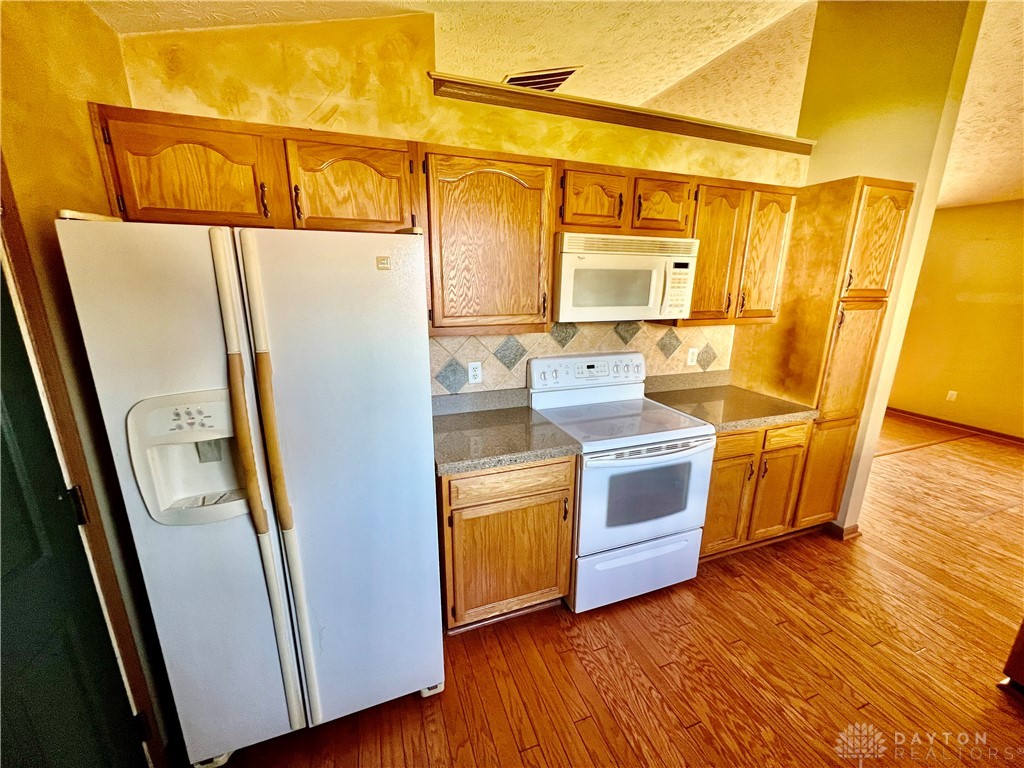 511 Thompson Drive, Fairborn, Ohio image 17