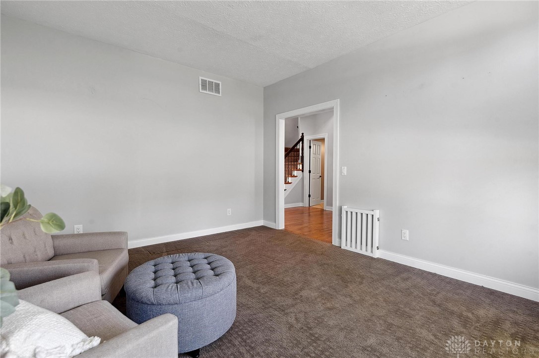 320 Heatherwoode Circle, Springboro, Ohio image 34