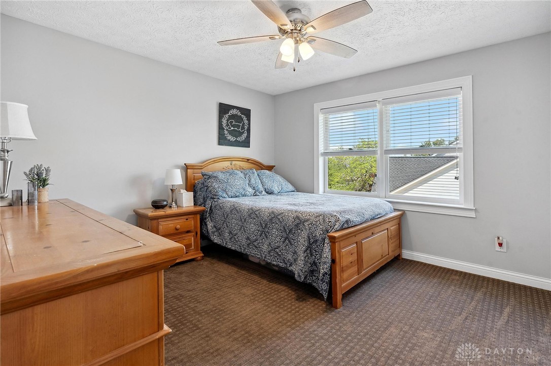320 Heatherwoode Circle, Springboro, Ohio image 46
