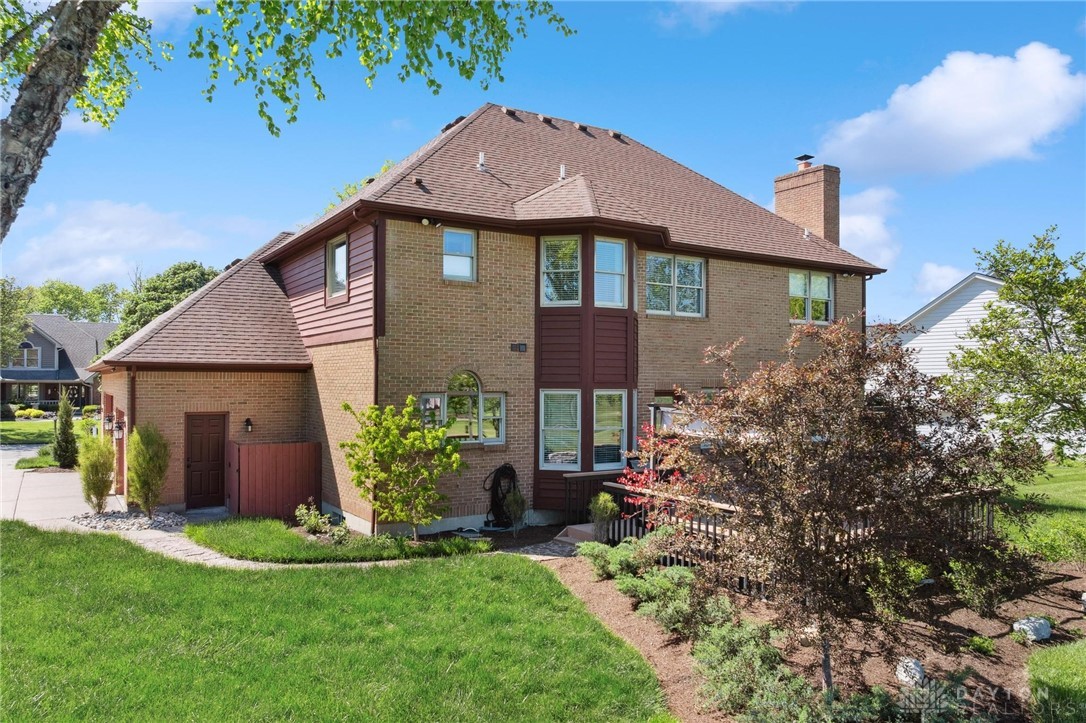 320 Heatherwoode Circle, Springboro, Ohio image 6