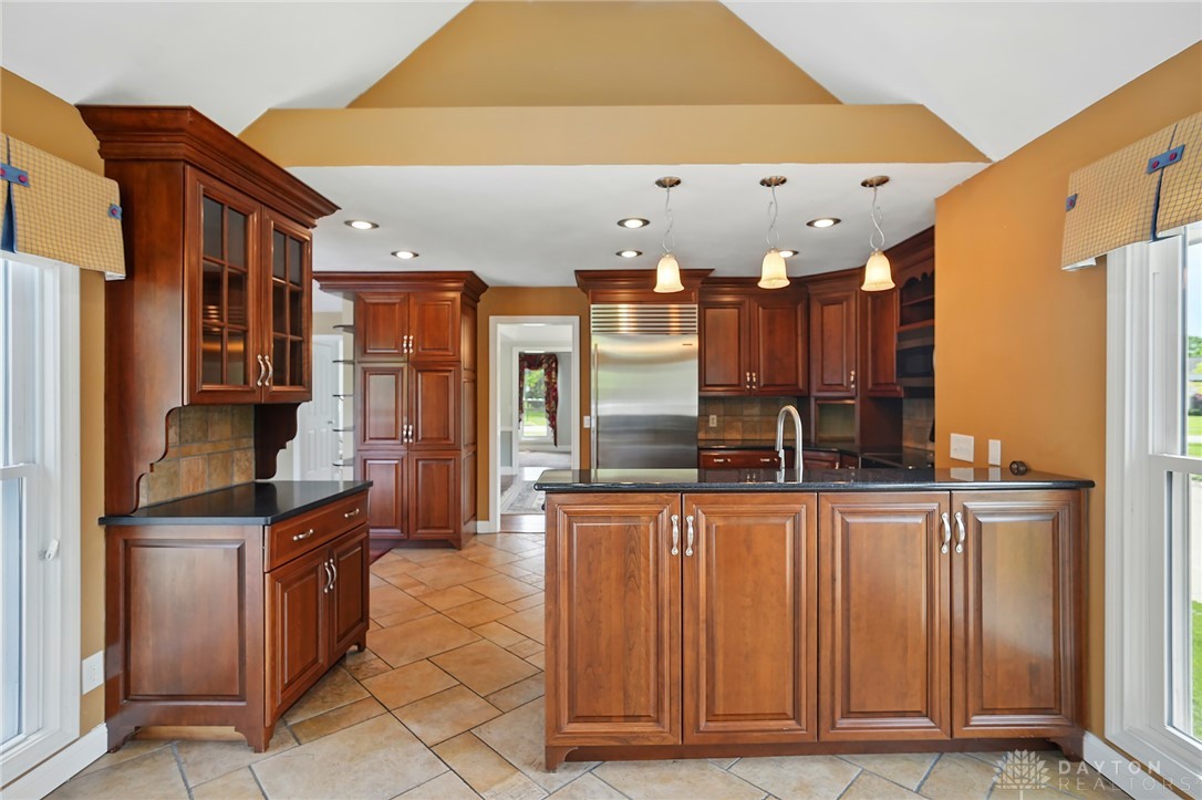 1033 Country Creek Drive, Lebanon, Ohio image 11
