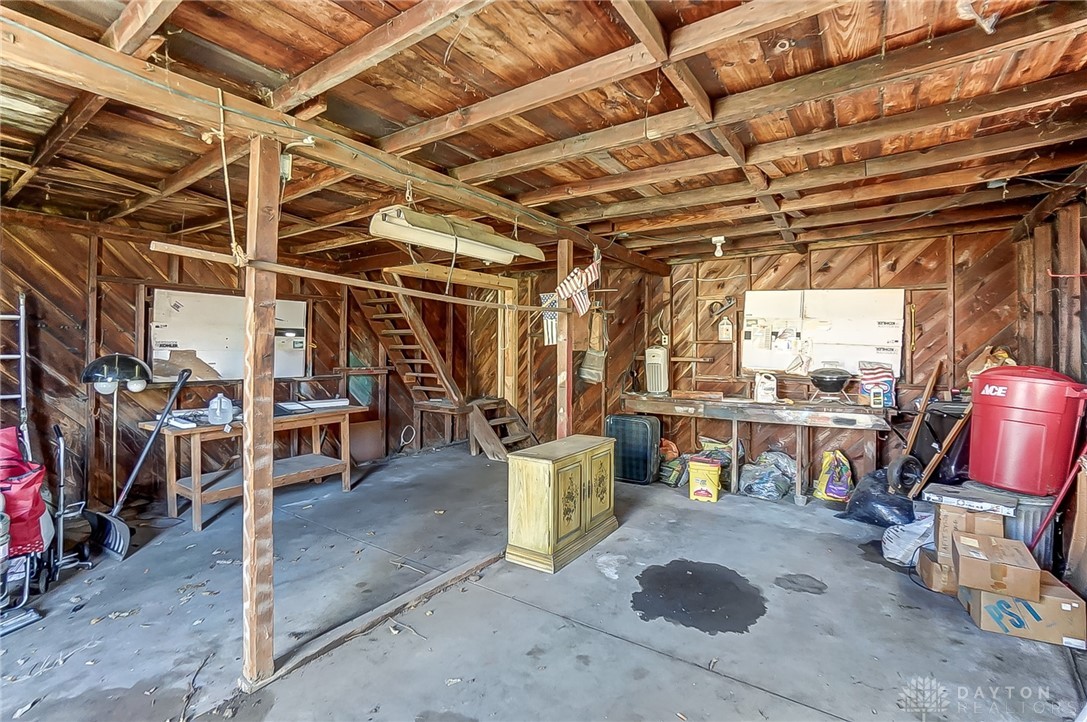 24 S Maple Avenue, Fairborn, Ohio image 35
