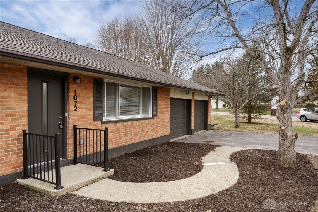 1072 Yellowstone Road, Xenia, Ohio image 7