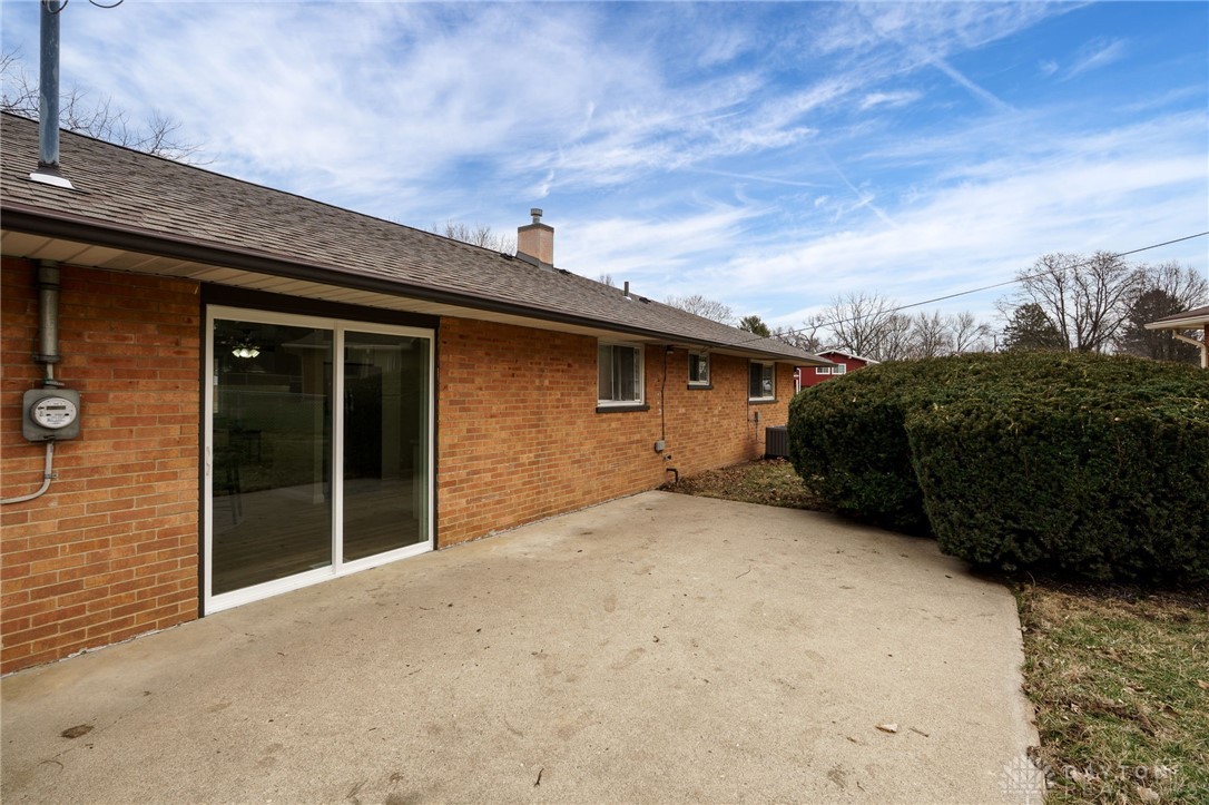 1072 Yellowstone Road, Xenia, Ohio image 35