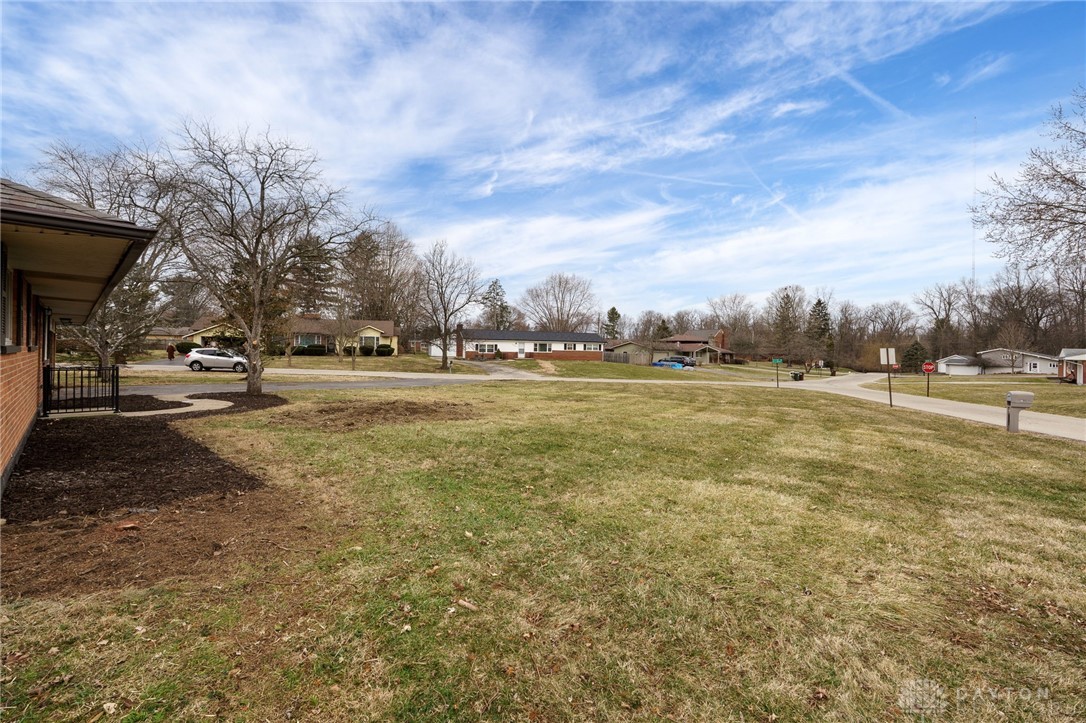 1072 Yellowstone Road, Xenia, Ohio image 5
