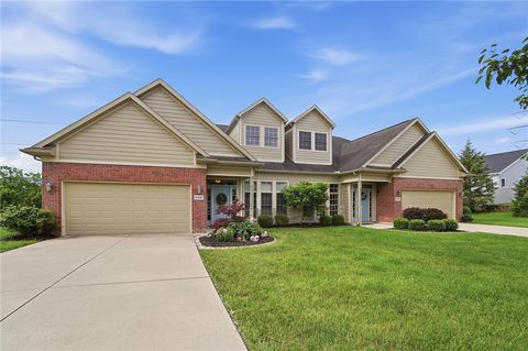 Condo For Sale - 582 Storm Court<br/> Tipp City, OH 45371
