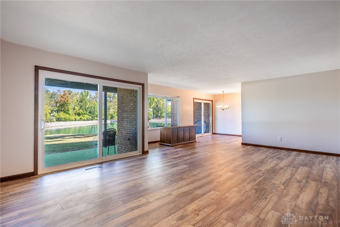 Dayton, Ohio 45458, United States, 2 Bedrooms Bedrooms, ,2 BathroomsBathrooms,Residential,Active,212553