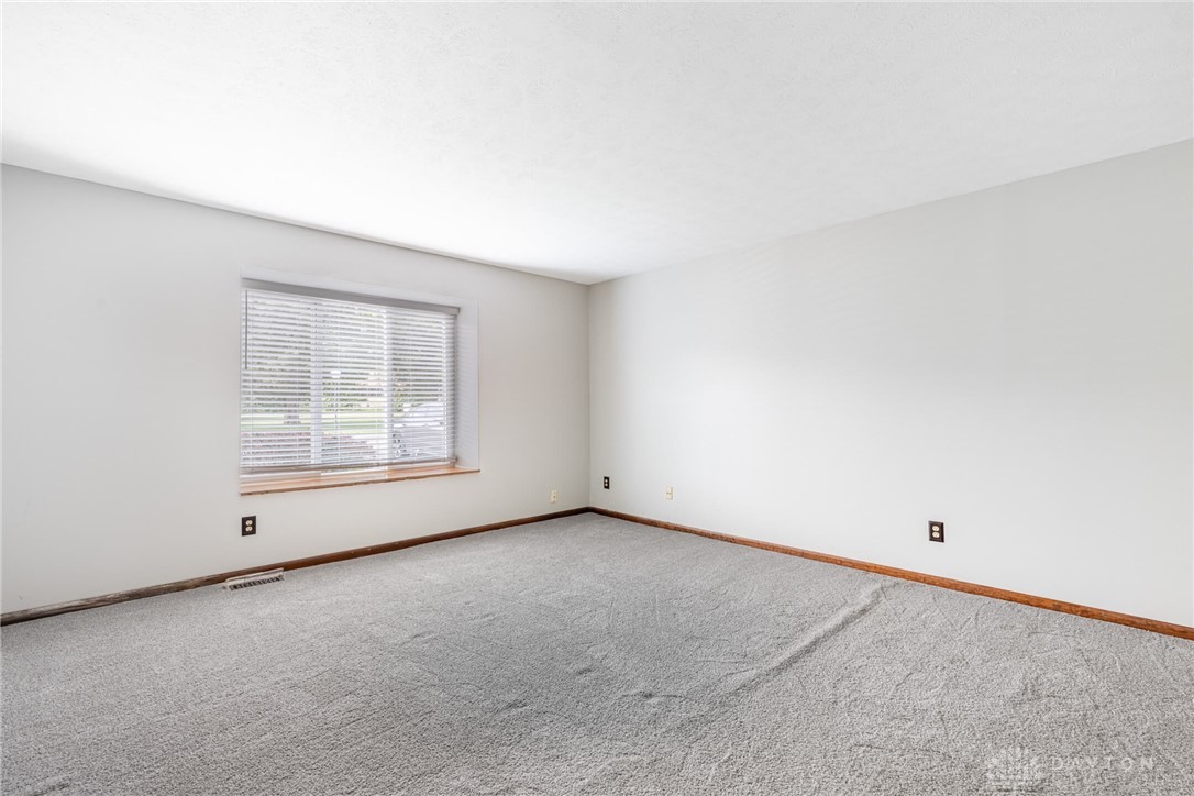 Dayton, Ohio 45458, United States, 2 Bedrooms Bedrooms, ,2 BathroomsBathrooms,Residential,Active,212553