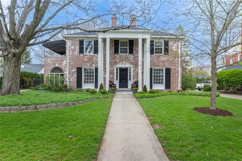 Photo of 219 Dellwood Avenue, Oakwood, OH 45419 (MLS # 956624)