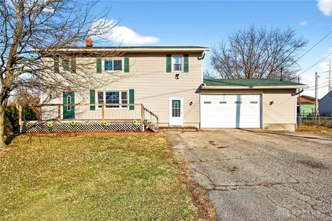 Photo of 2390 Old Selma Road, Springfield, OH 45505 (MLS # 952328)