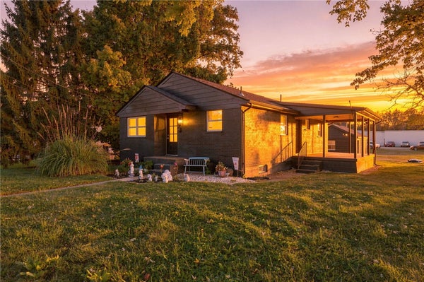 431 KERCHER ST, MIAMISBURG, OH 45342 - Image c6bba5a2cc1e8f5e2178bc0fa53da043/4052209166