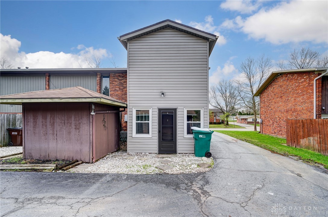 2431 Red Coach Drive, Springfield, Ohio image 24