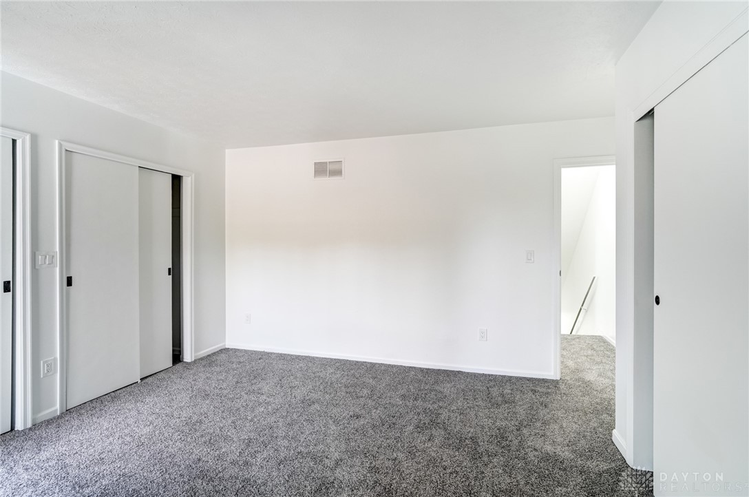 2431 Red Coach Drive, Springfield, Ohio image 18
