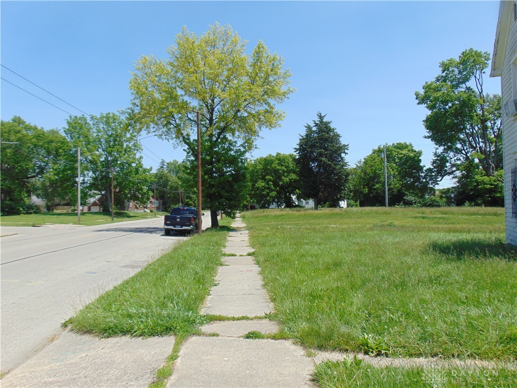 2230 Lakeview Avenue, Dayton, Ohio image 34