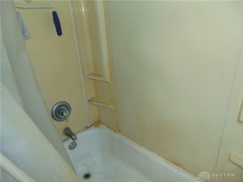 2230 Lakeview Avenue, Dayton, Ohio image 25