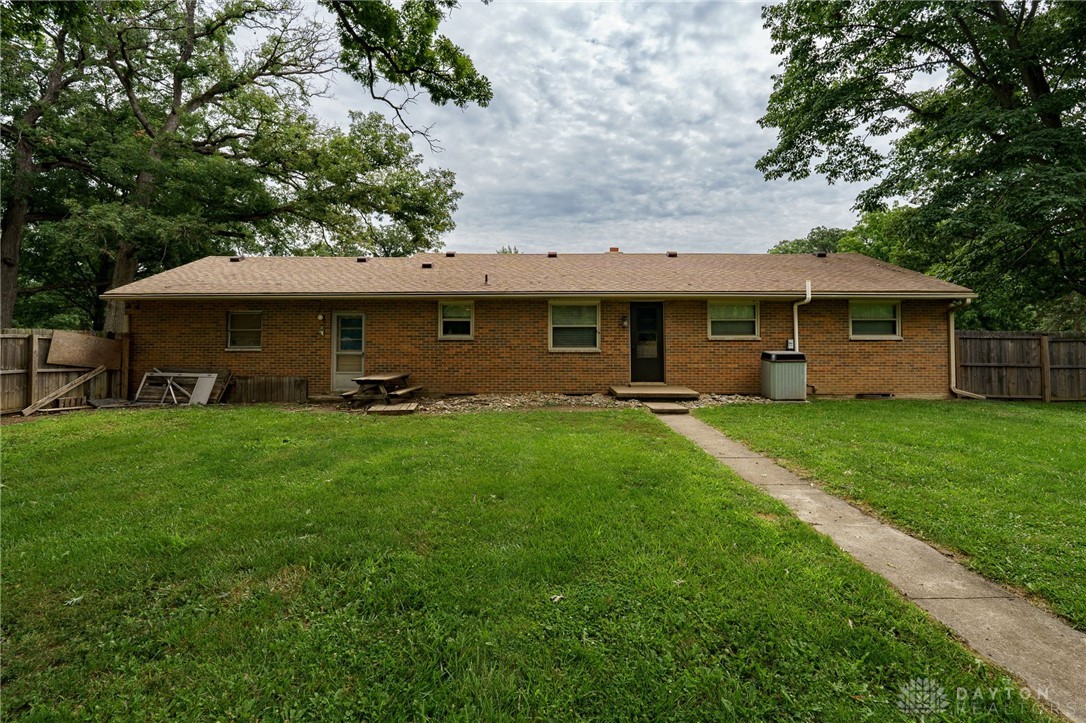 6165 Shady Oak Street, Dayton, Ohio image 30