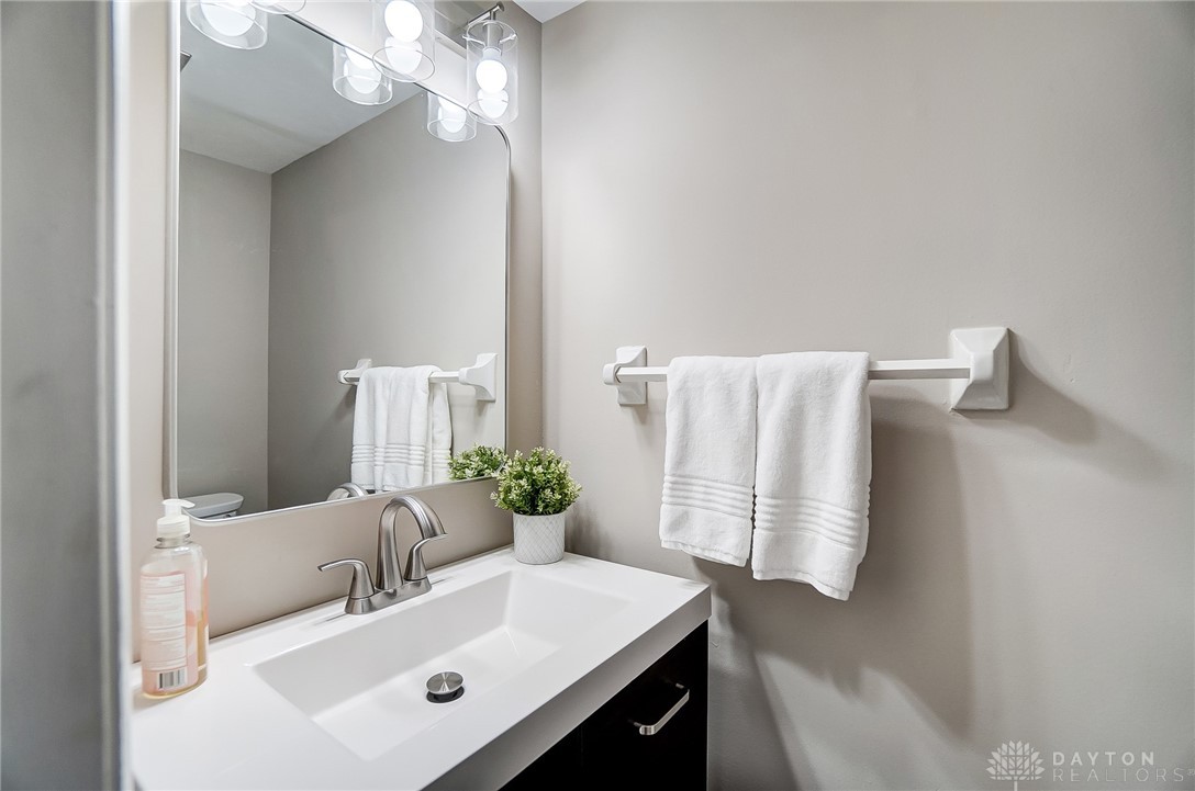 7891 Ell Char Court, West Chester, Ohio image 15
