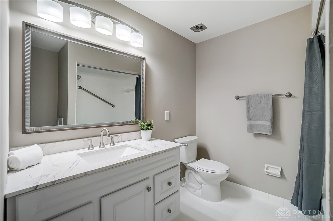 7891 Ell Char Court, West Chester, Ohio image 22