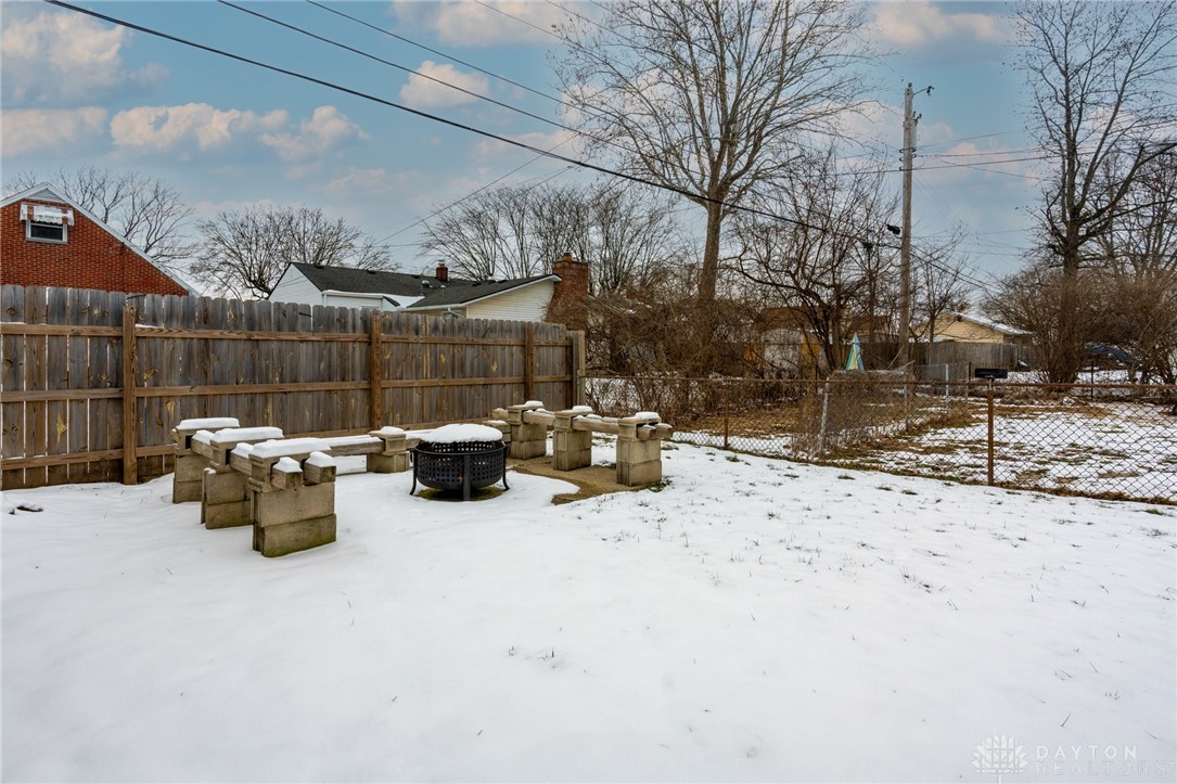 4931 Lauderdale Drive, Moraine, Ohio image 33