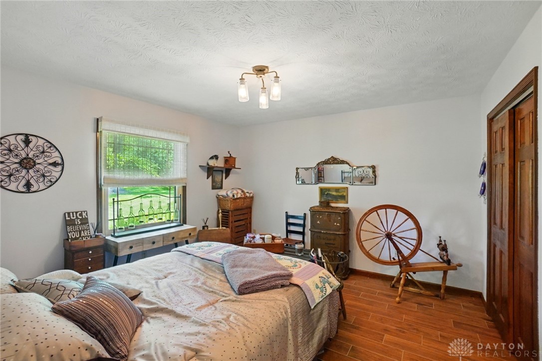 1160 Whispering Woods Lane, Springboro, Ohio image 33