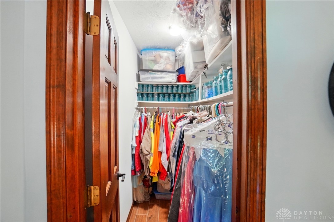 1160 Whispering Woods Lane, Springboro, Ohio image 38