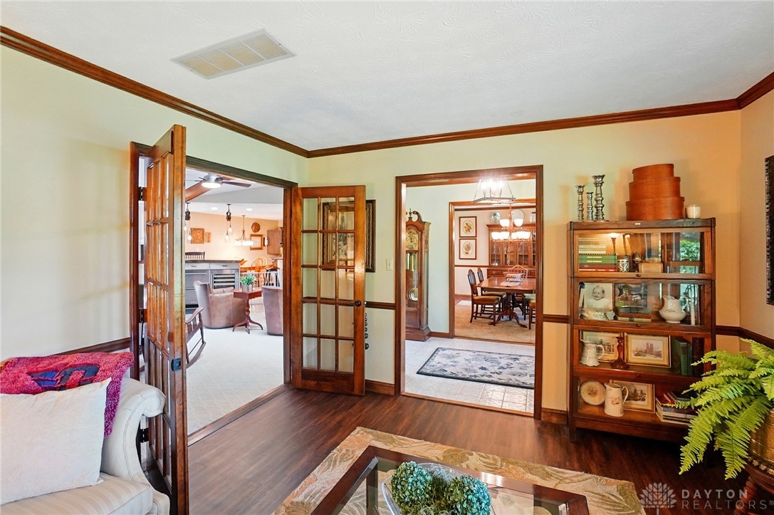 1160 Whispering Woods Lane, Springboro, Ohio image 12