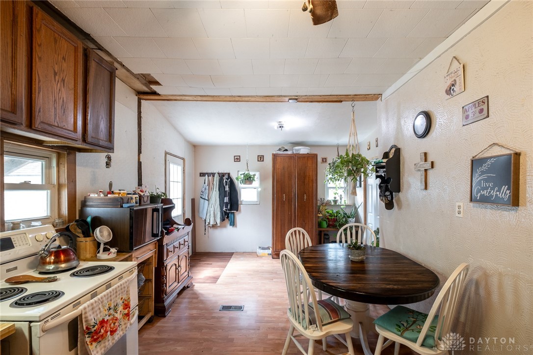 Xenia, Ohio 45385, United States, 3 Bedrooms Bedrooms, ,1 BathroomBathrooms,Residential,Active,136689