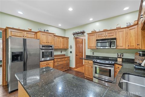 Tiny photo for 6820 Brigantine Way, Dayton, OH 45414 (MLS # 945392)