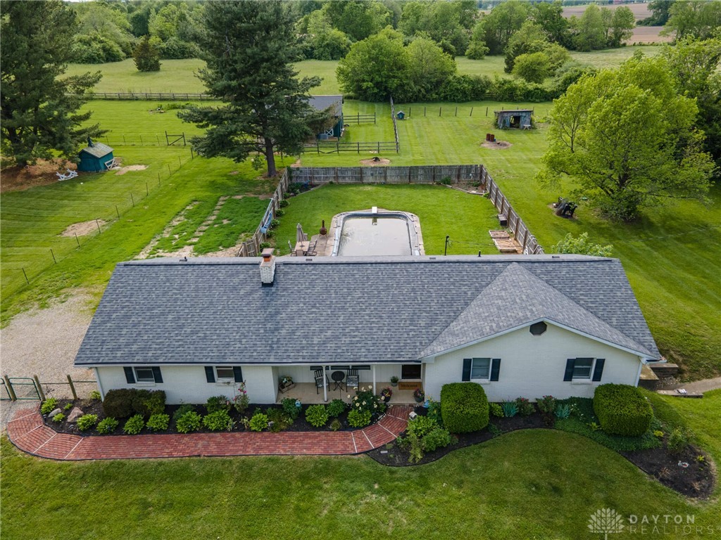 3753 Weisenberger Road, Lebanon, Ohio image 2