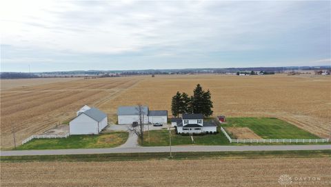 Photo of 2082 Preble Cty Butler Twp Road, New Madison, OH 45346 (MLS # 948445)
