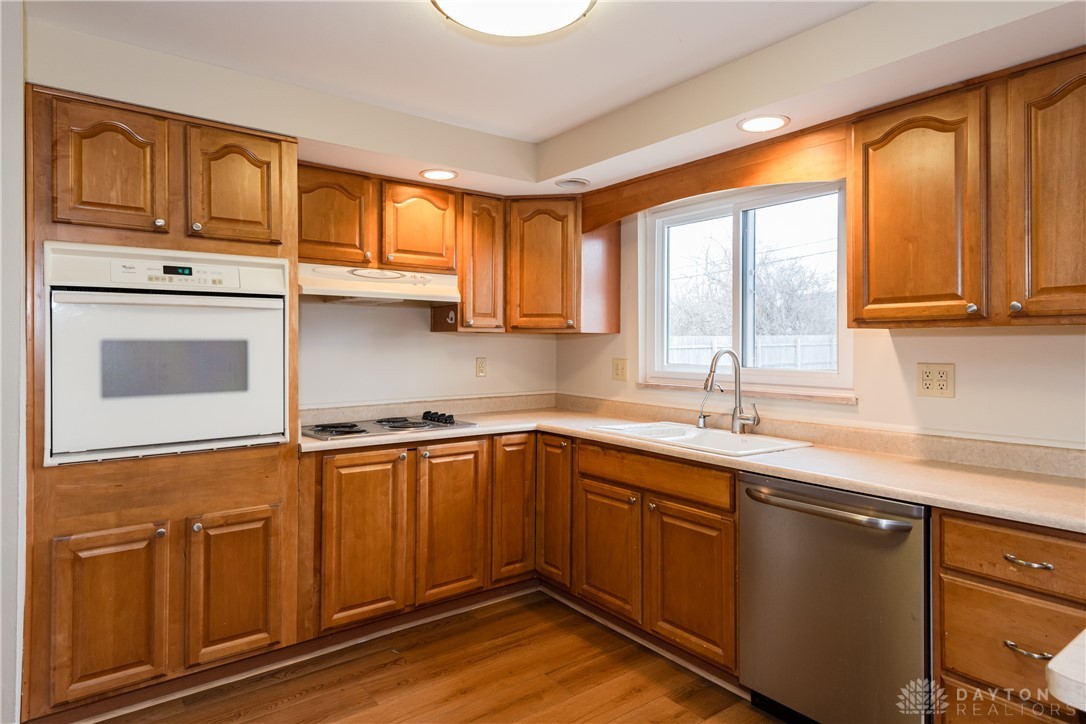 1110 Peidmont Drive, Fairborn, Ohio image 11
