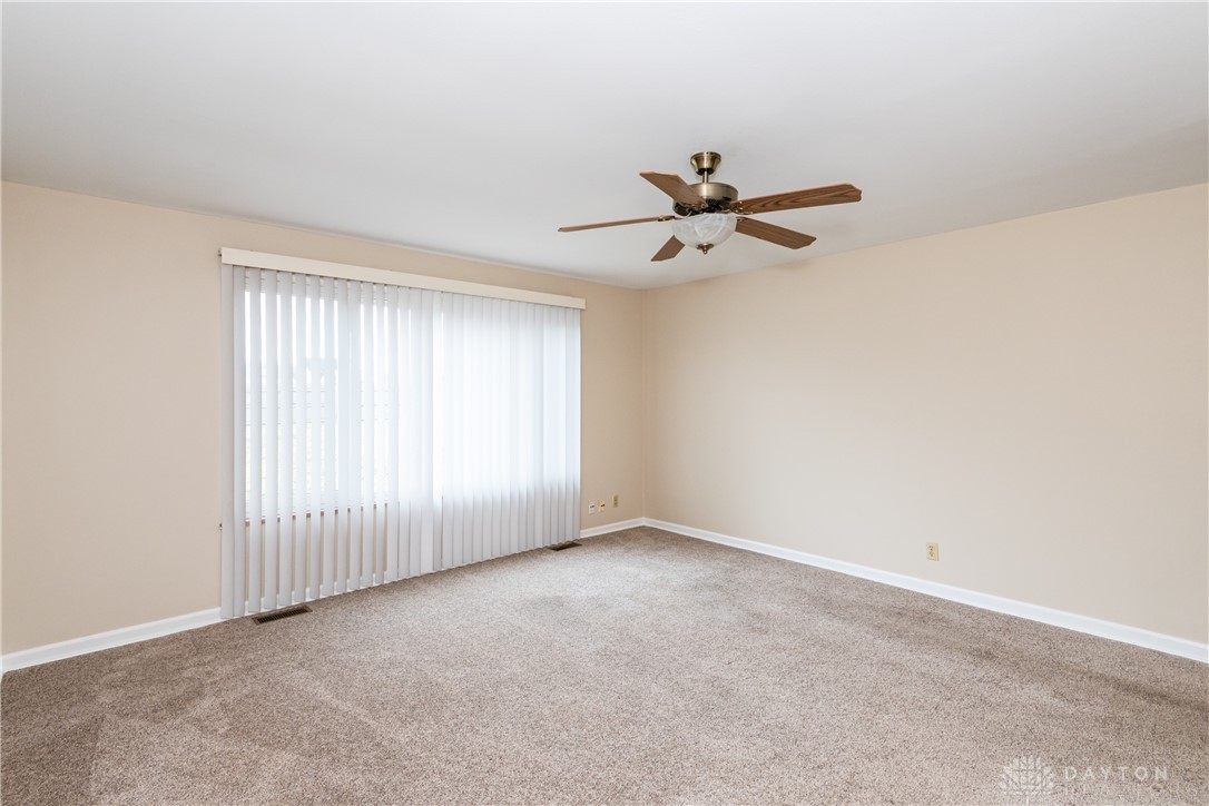 1110 Peidmont Drive, Fairborn, Ohio image 32
