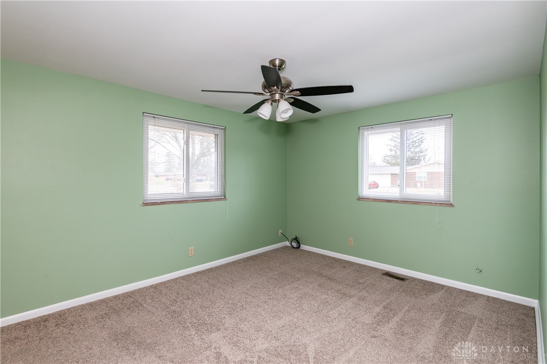1110 Peidmont Drive, Fairborn, Ohio image 19