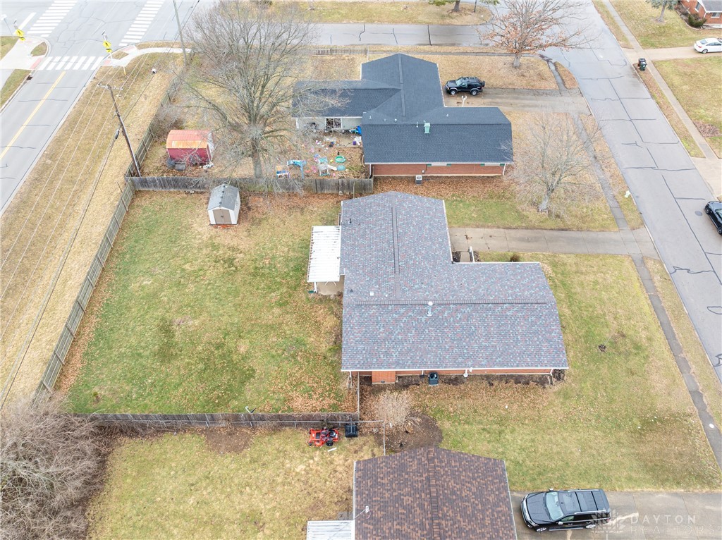 1110 Peidmont Drive, Fairborn, Ohio image 36