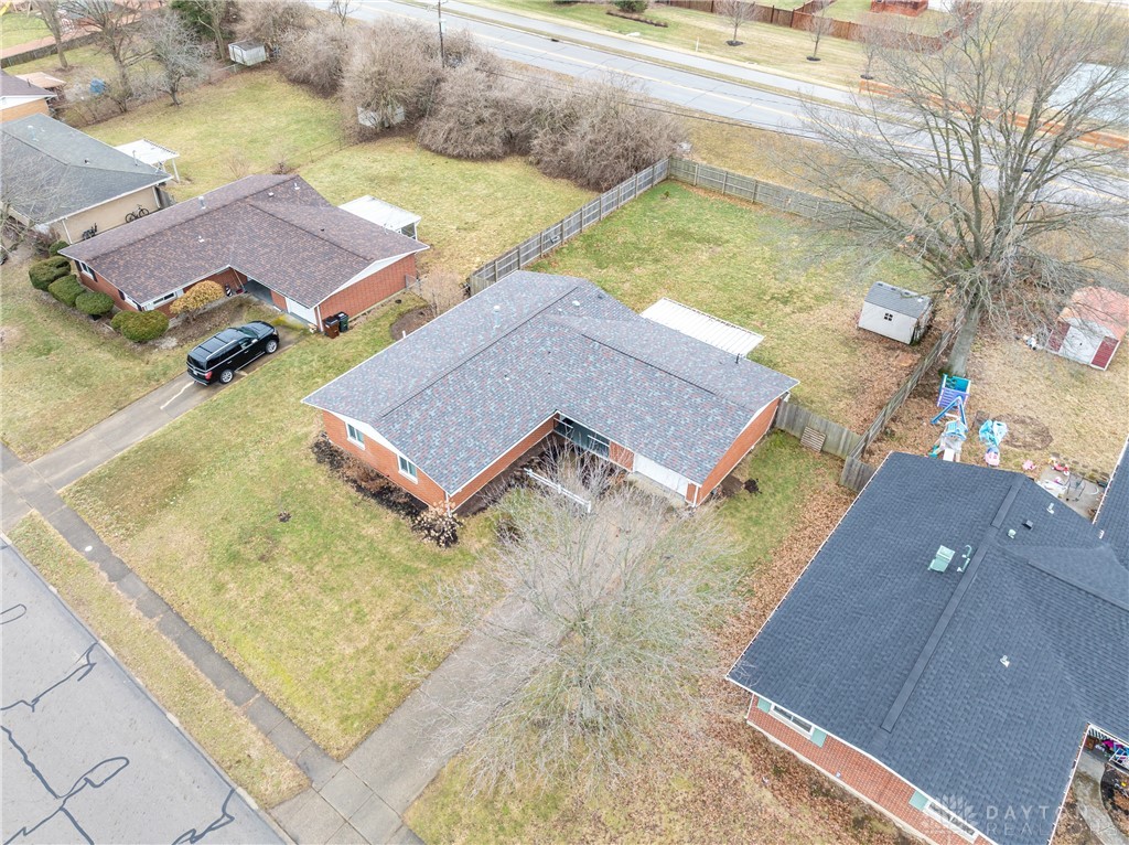 1110 Peidmont Drive, Fairborn, Ohio image 40