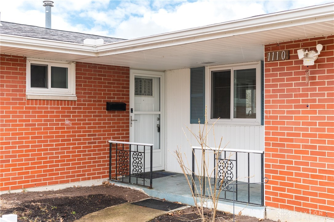 1110 Peidmont Drive, Fairborn, Ohio image 4