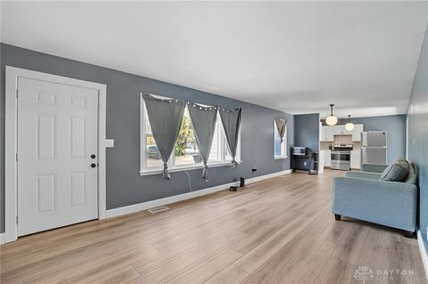 Tiny photo for 4524 Manchester Road, Middletown, OH 45042 (MLS # 945508)