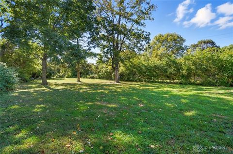 Tiny photo for 4524 Manchester Road, Middletown, OH 45042 (MLS # 945508)