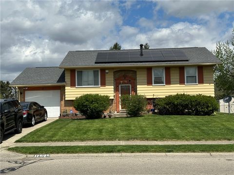 Photo of 1404 Providence Avenue, Springfield, OH 45503 (MLS # 956558)