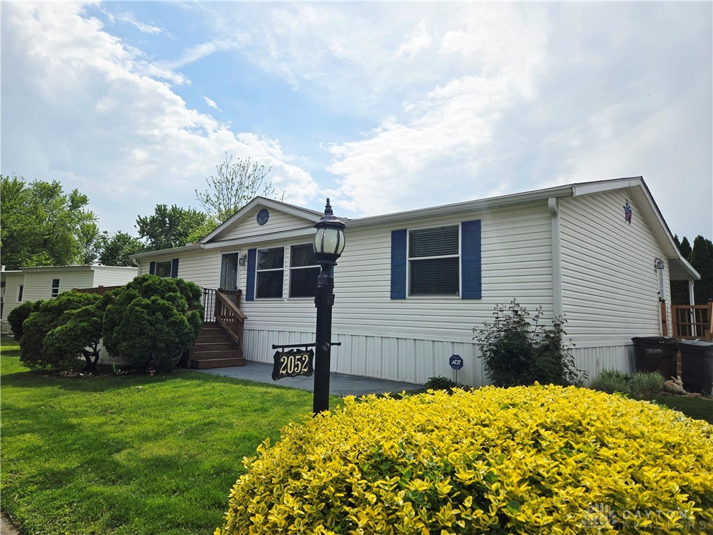 2052 Greenfield Dr, Middletown, Ohio image 1