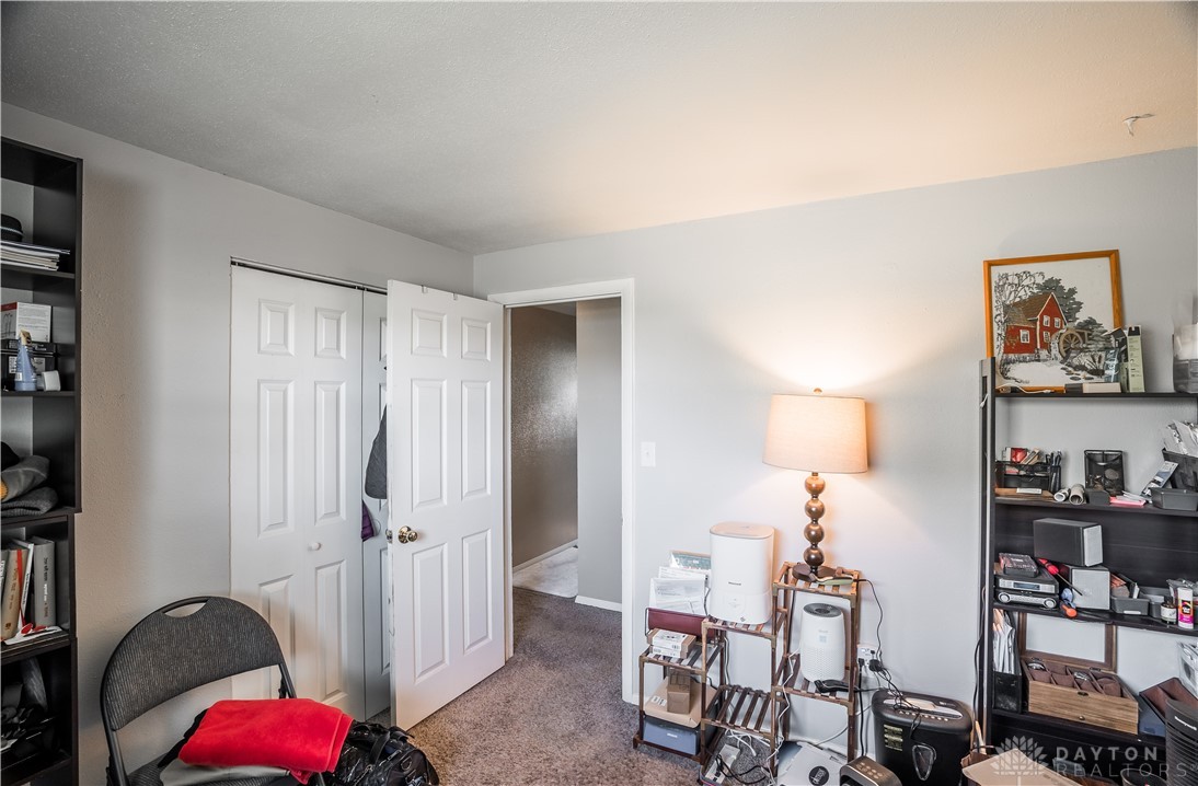 312 N Clayton Road, New Lebanon, Ohio image 17