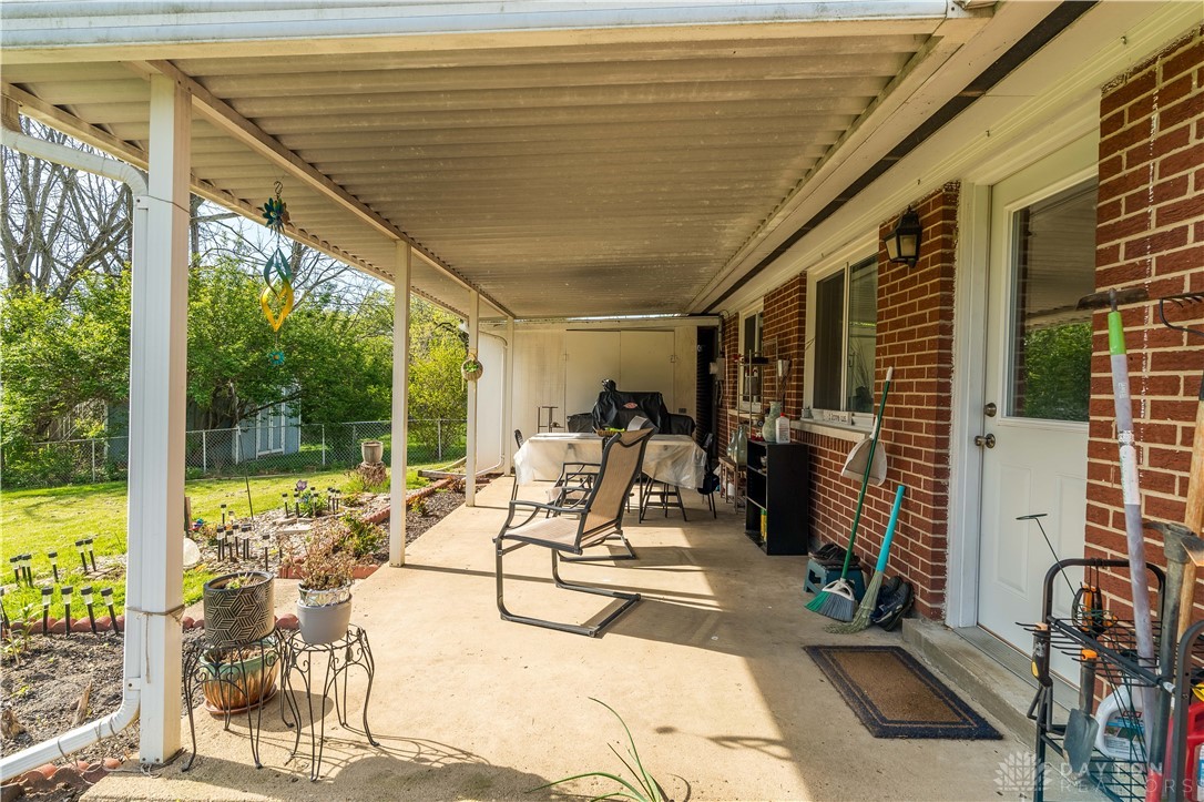 312 N Clayton Road, New Lebanon, Ohio image 9