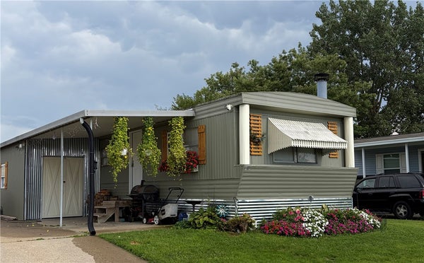 157 CRAFTON DR, SOUTH VIENNA, OH 45369 - Image c845ca9205d9ebfc0cf442af3f61c6ff/2709978676