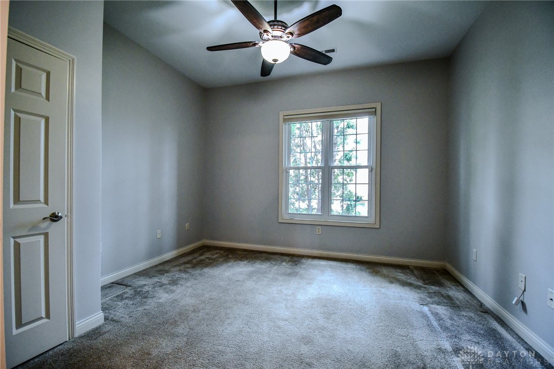 445 Clearsprings Drive, Springboro, Ohio image 32