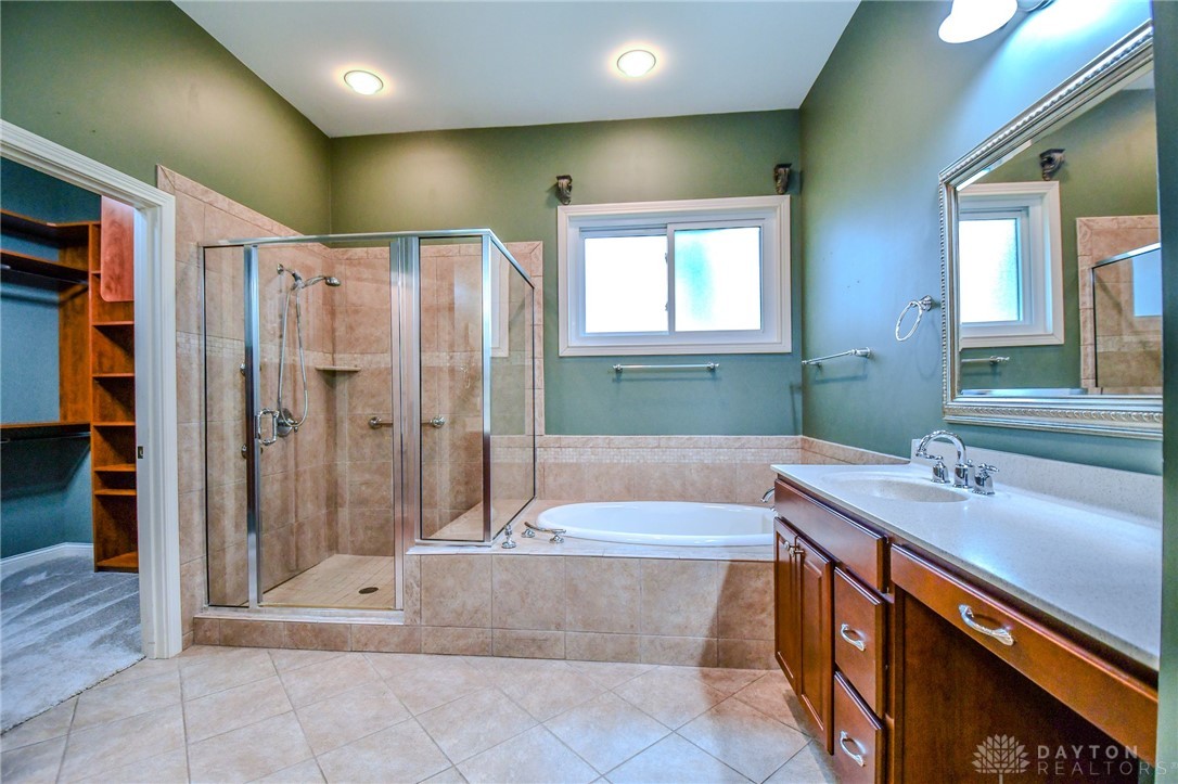 445 Clearsprings Drive, Springboro, Ohio image 23