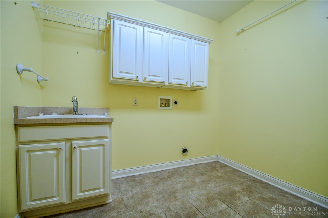 445 Clearsprings Drive, Springboro, Ohio image 41
