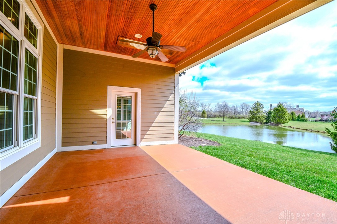445 Clearsprings Drive, Springboro, Ohio image 34