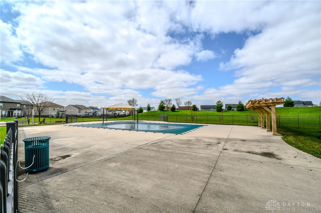 445 Clearsprings Drive, Springboro, Ohio image 47