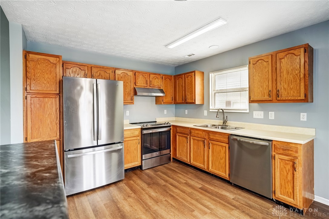 551 Sherman Drive, Franklin, Ohio image 13